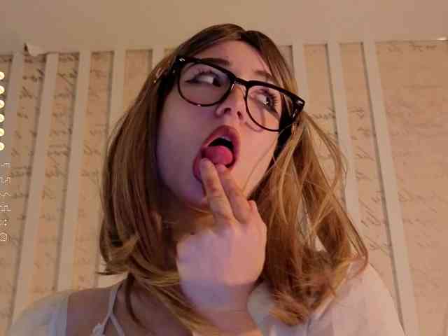 KateTupper webcam