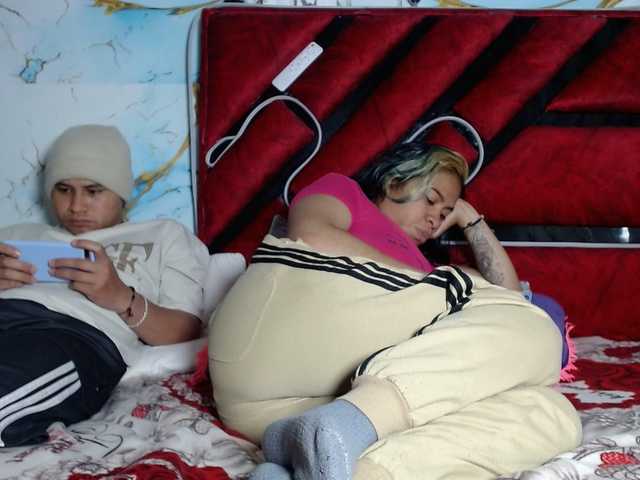 Latin-caliente's BongaCams show and profile