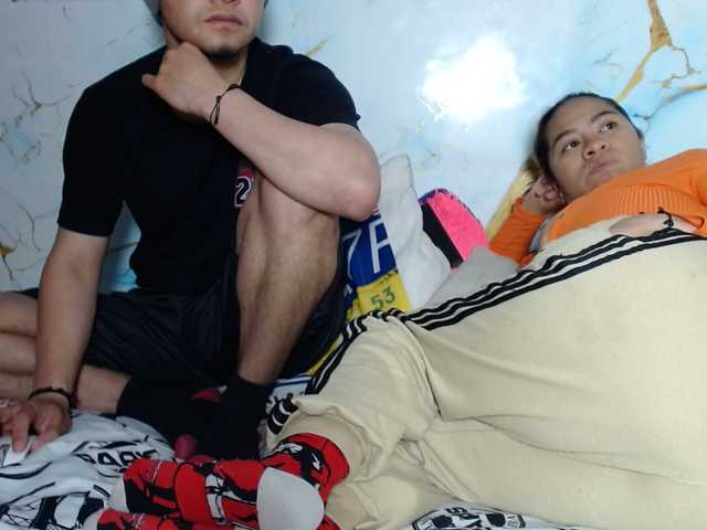 Latin-caliente's BongaCams show and profile