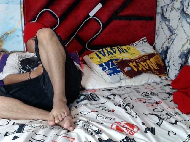 Latin-caliente's BongaCams show and profile