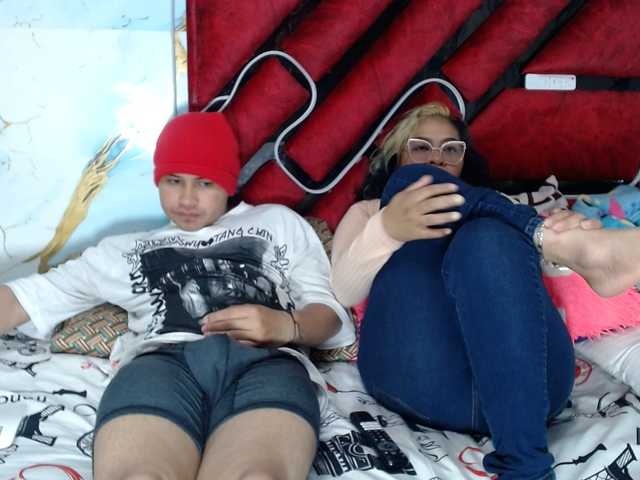 Latin-caliente's BongaCams show and profile