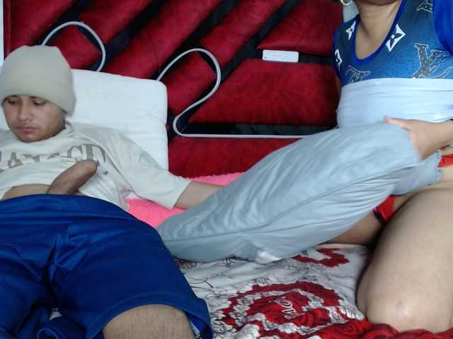 Latin-caliente's BongaCams show and profile