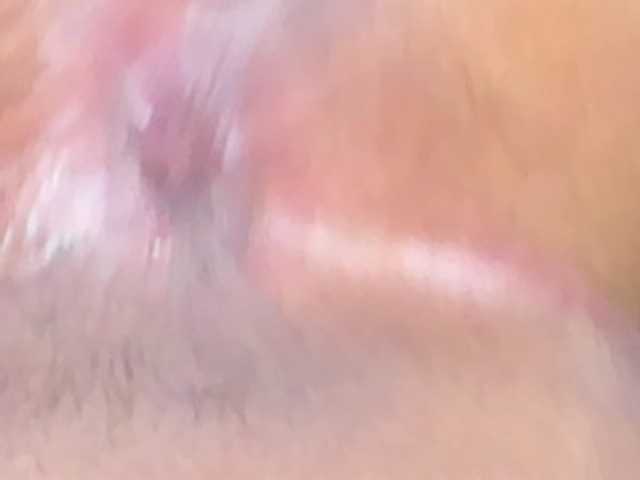 Latin-caliente's BongaCams show and profile