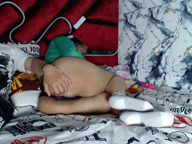 Latin-caliente webcam