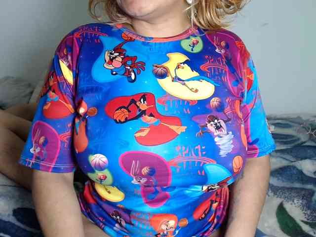 Latin-caliente webcam