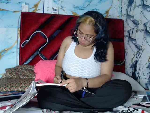 Latin-caliente webcam