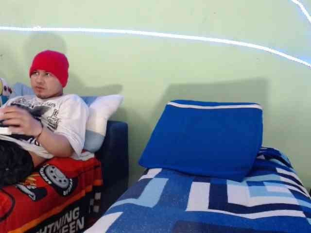 Latin-caliente webcam