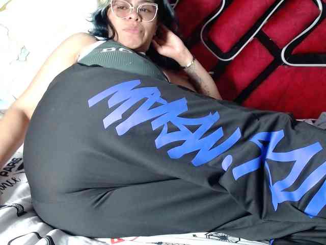 Latin-caliente webcam