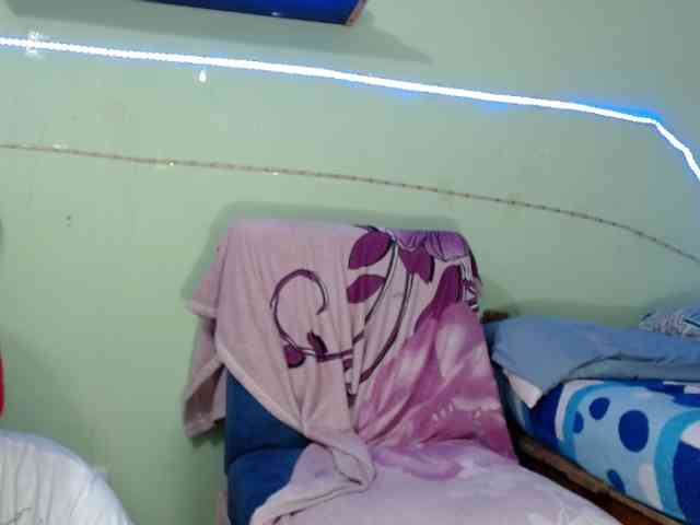 Latin-caliente webcam