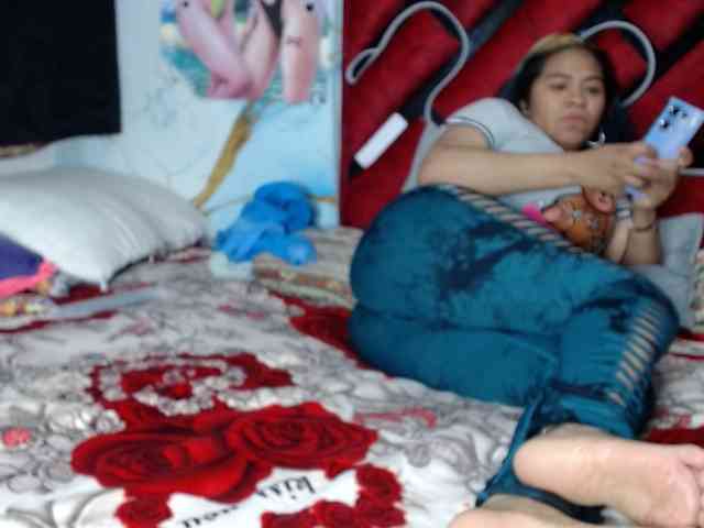 Latin-caliente webcam