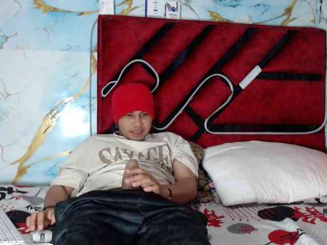 Latin-caliente webcam