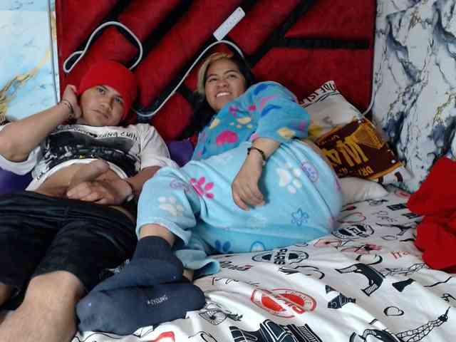 Latin-caliente webcam