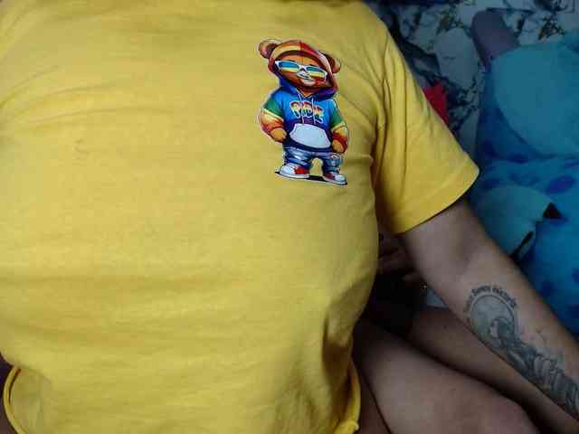 Latin-caliente webcam