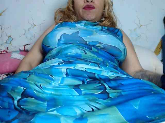 Latin-caliente webcam