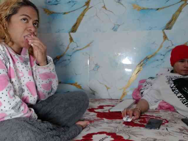 Latin-caliente webcam