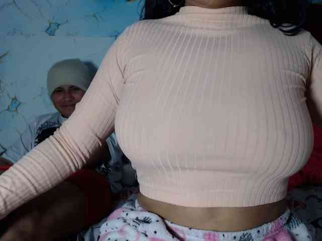 Latin-caliente webcam