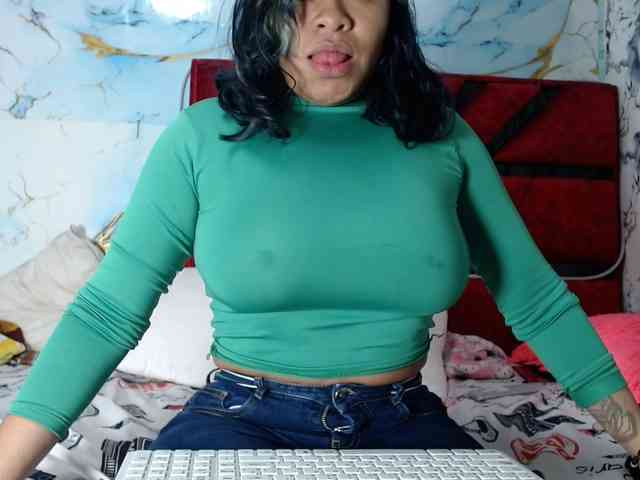 Latin-caliente webcam