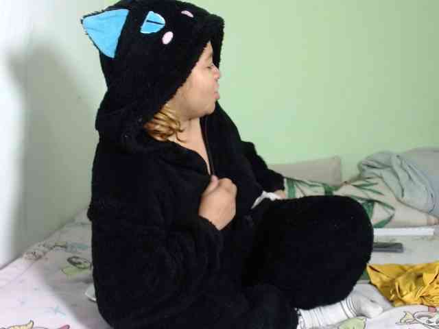 Latin-caliente Latin-caliente