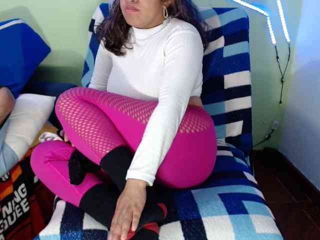 Latin-caliente webcam
