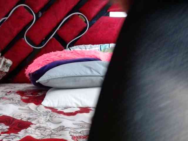 Latin-caliente webcam