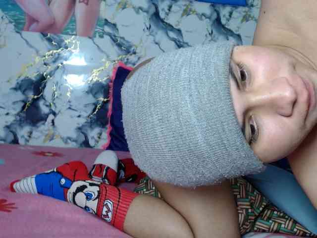 Latin-caliente webcam