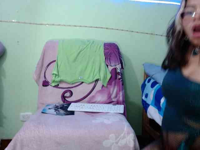 Latin-caliente webcam