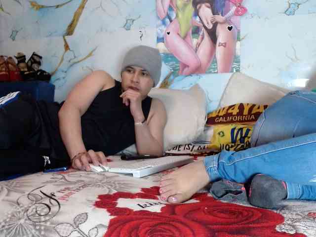 Latin-caliente Latin-caliente