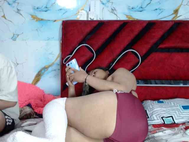 Latin-caliente webcam