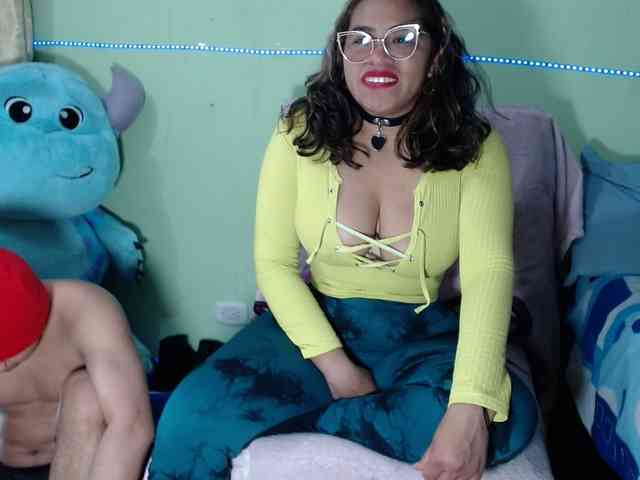 Latin-caliente webcam