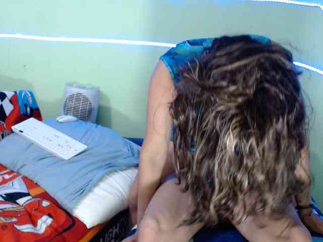 Latin-caliente webcam