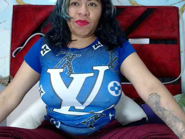 Latin-caliente webcam