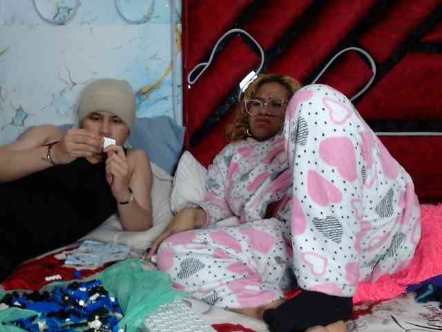 Latin-caliente Live Webcam on BongaCams