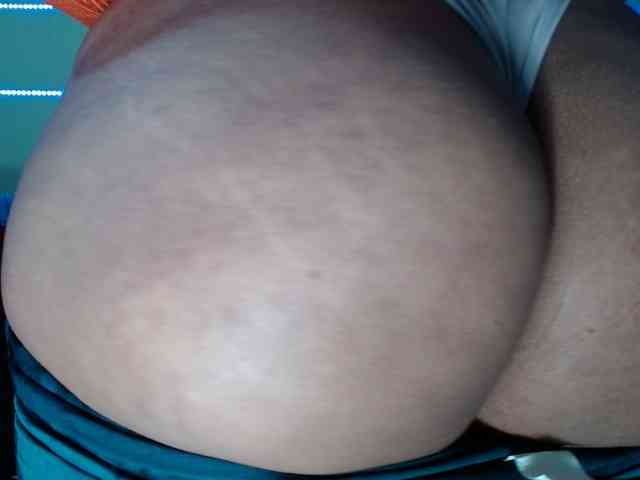 Latin-caliente webcam