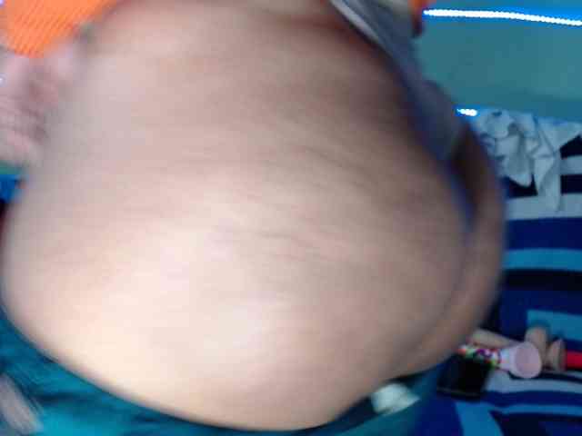Latin-caliente webcam