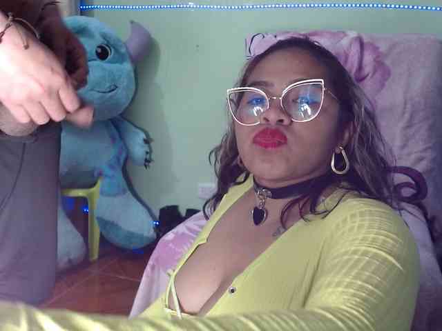 Latin-caliente webcam