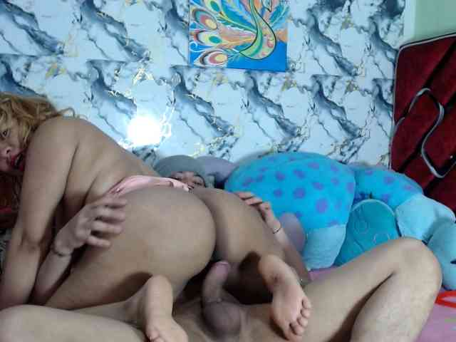 Latin-caliente webcam