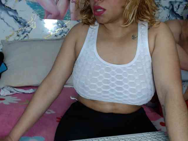 Latin-caliente webcam