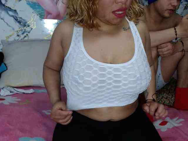 Latin-caliente webcam