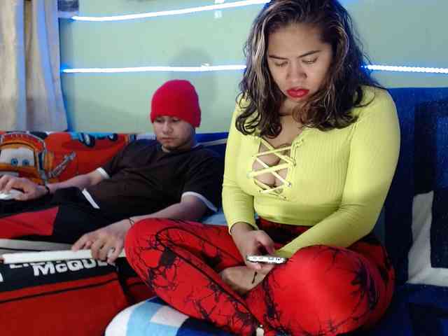 Latin-caliente webcam