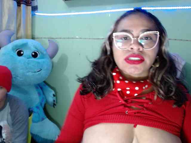 Latin-caliente webcam