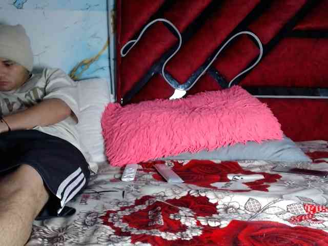 Latin-caliente webcam