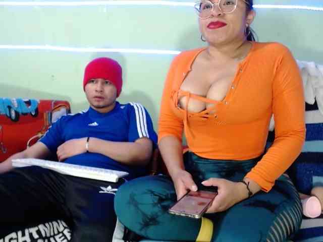 Latin-caliente webcam