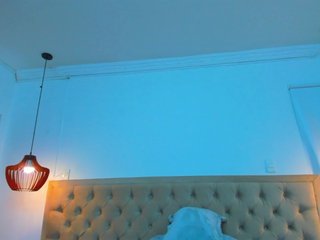 kuky-curly's Live Webcam