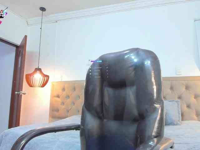 kuky-curly webcam