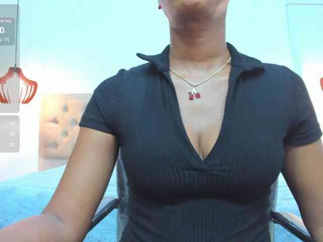 kuky-curly webcam