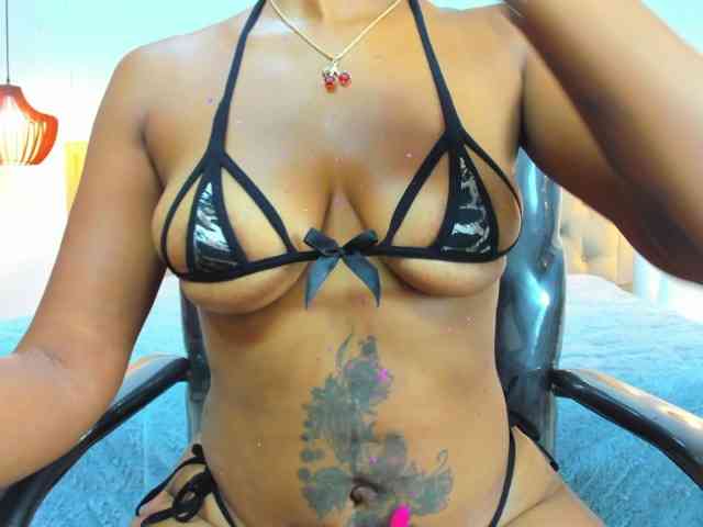 kuky-curly webcam
