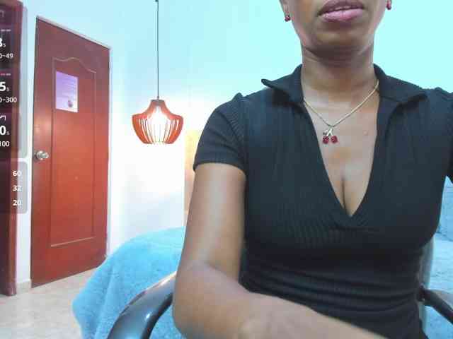 kuky-curly webcam