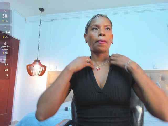 kuky-curly webcam