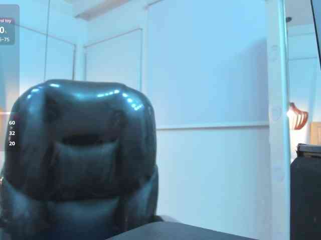 kuky-curly webcam