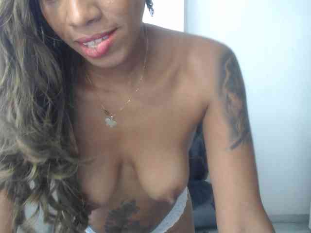 kuky-curly webcam